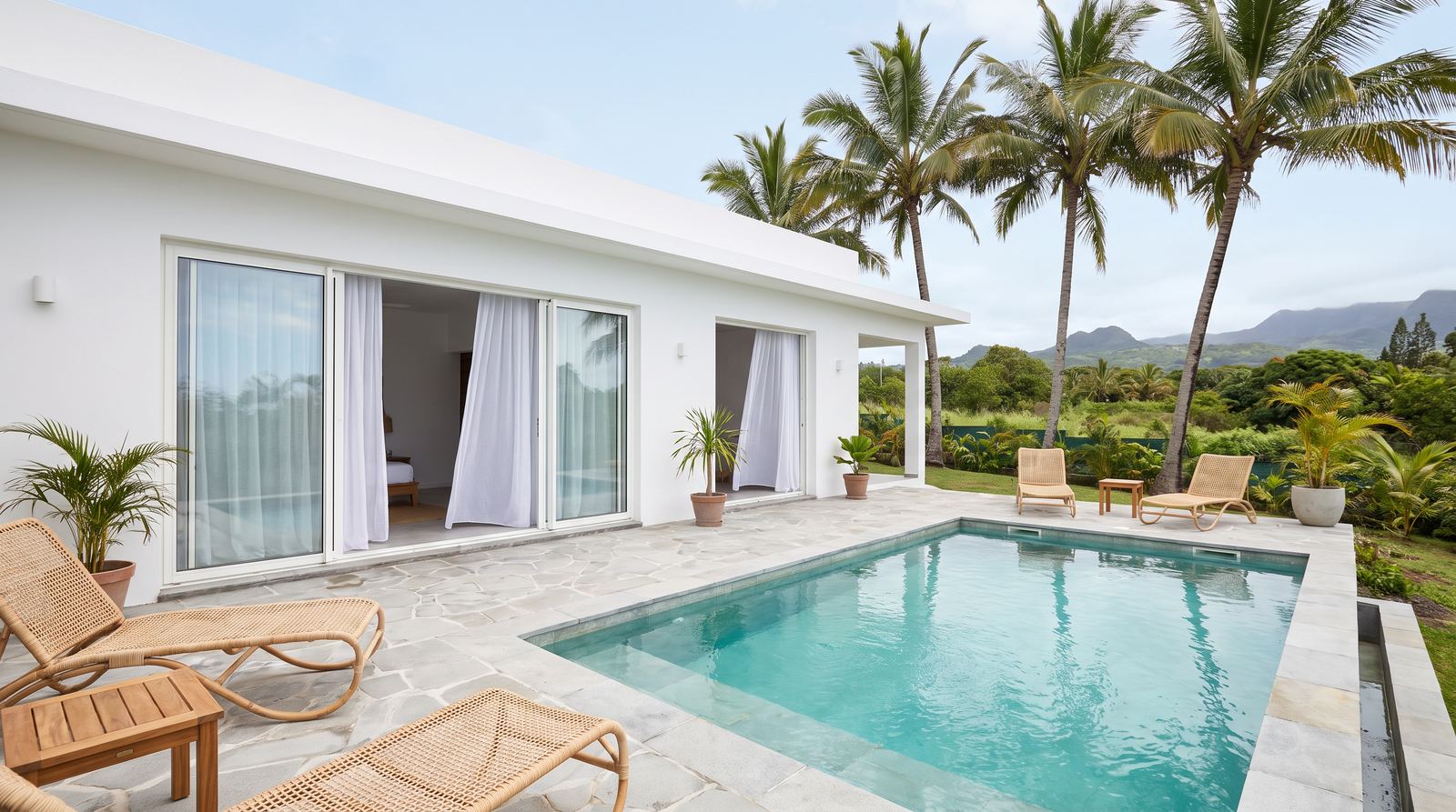 Casa Lisa, villa minimaliste avec piscine à La Saline-les-Bains